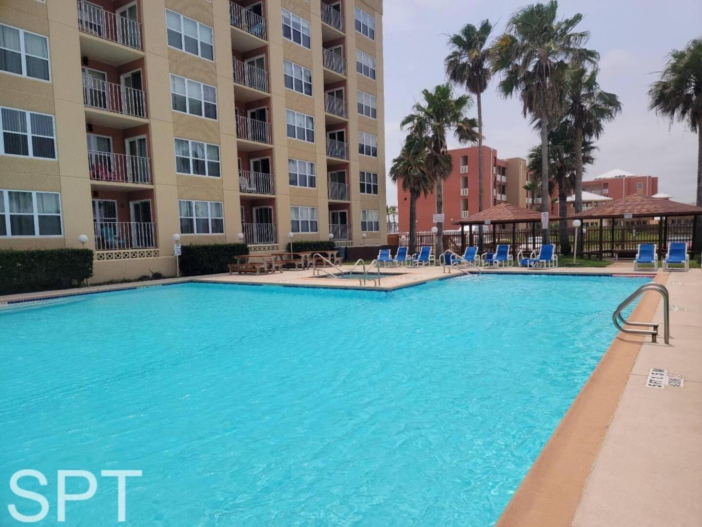 Beach Access Condo With Pool, Hot Tub Area & Bbq - Gulfview I - Unit 213 South Padre Island Eksteriør bilde
