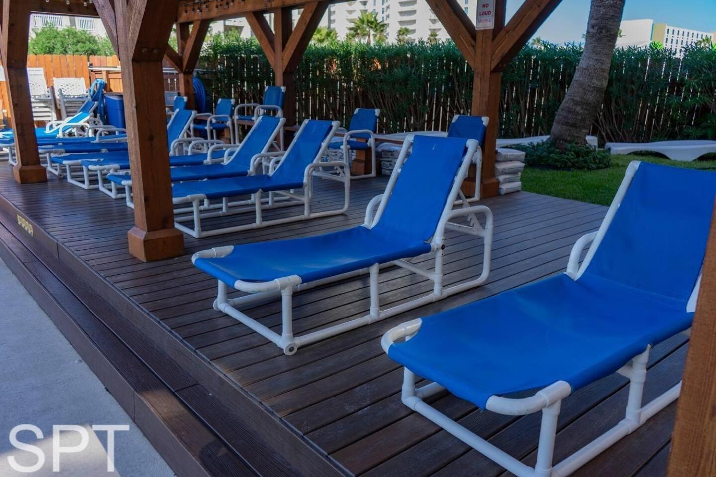 Beach Access Condo With Pool, Hot Tub Area & Bbq - Gulfview I - Unit 213 South Padre Island Eksteriør bilde